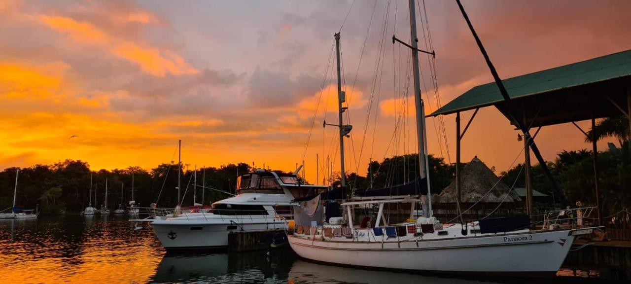 Hotel Mar Marine Yacht Club Rio Dulce Esterno foto